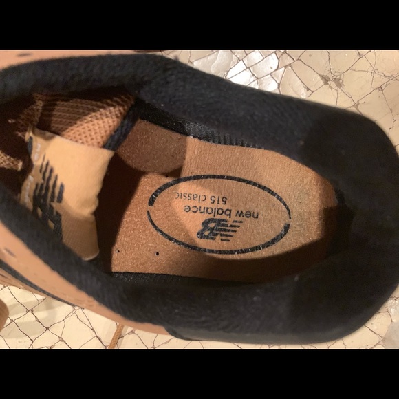 New Balance - Picture 4 of 5